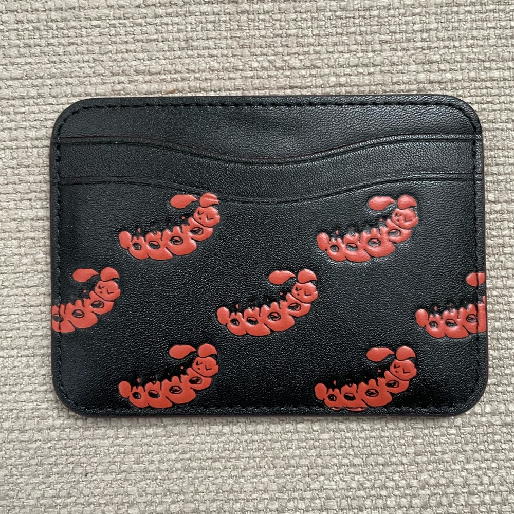 Coachtopia Wavy Card Case In Coachtopia Leather With Caterpillar Print new